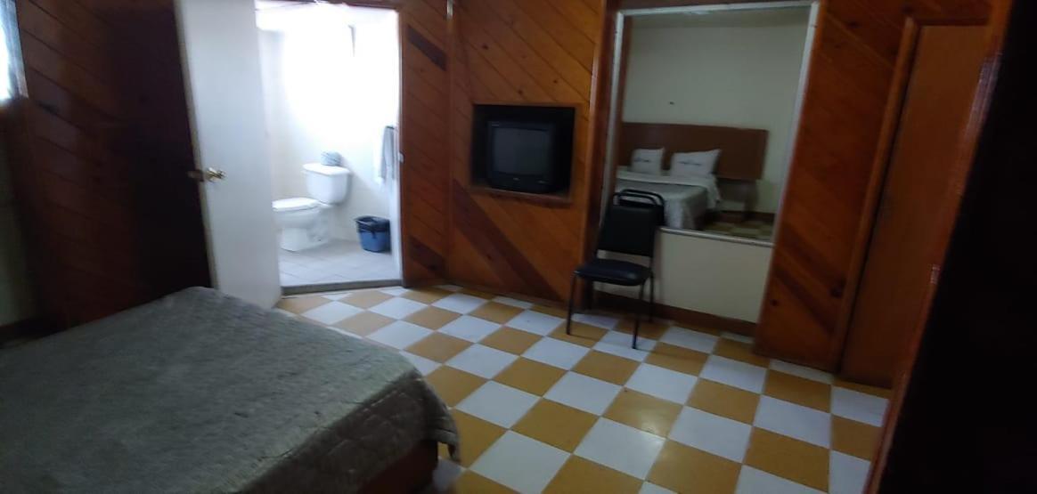 Hotel Frontera Baja Mexicali Ngoại thất bức ảnh