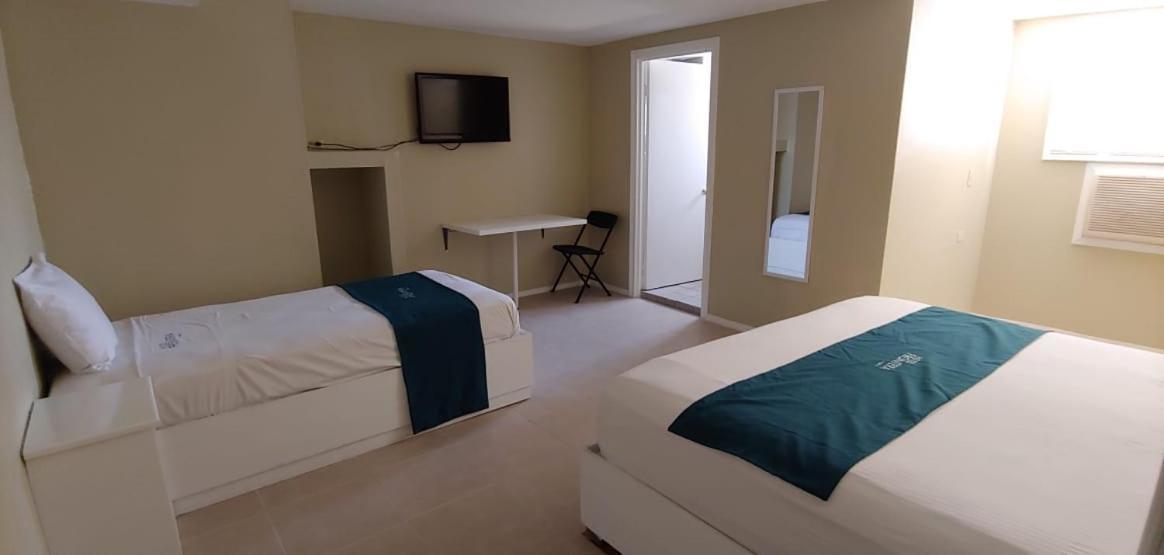 Hotel Frontera Baja Mexicali Ngoại thất bức ảnh