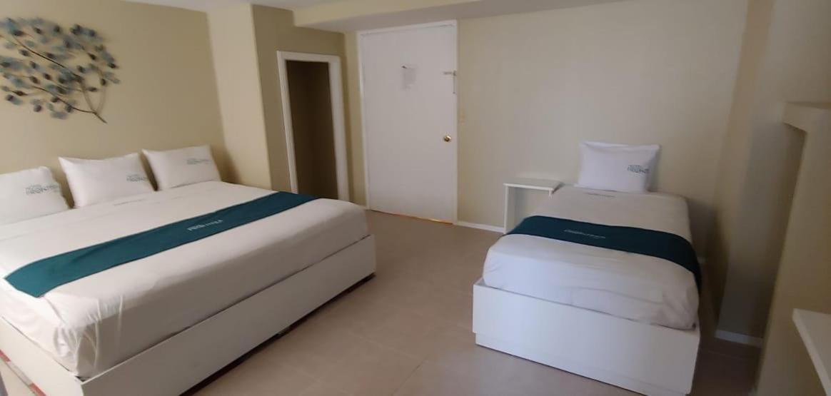 Hotel Frontera Baja Mexicali Ngoại thất bức ảnh